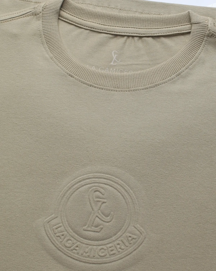 Camiseta Embossing