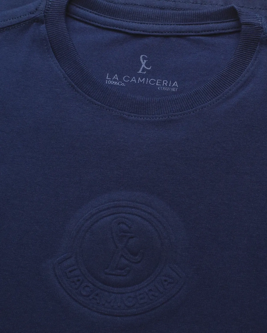 Camiseta Embossing
