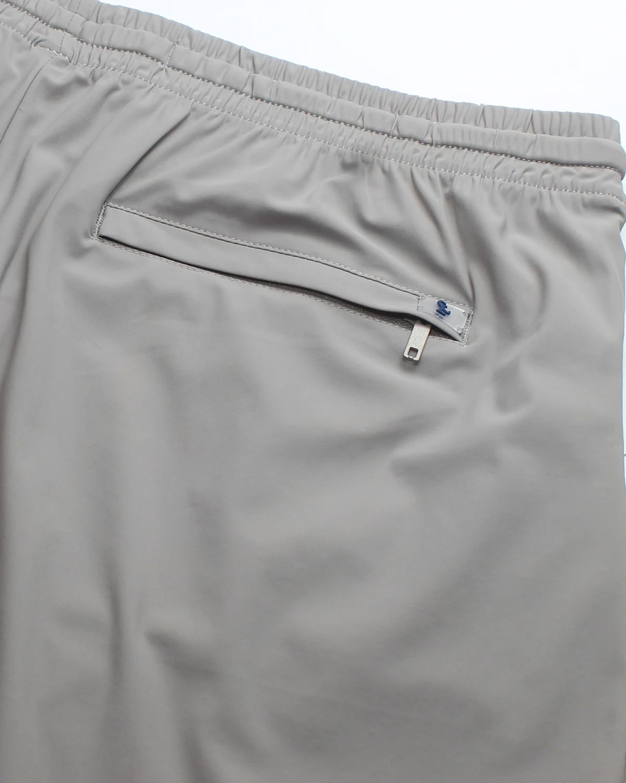 Short Azione Tech